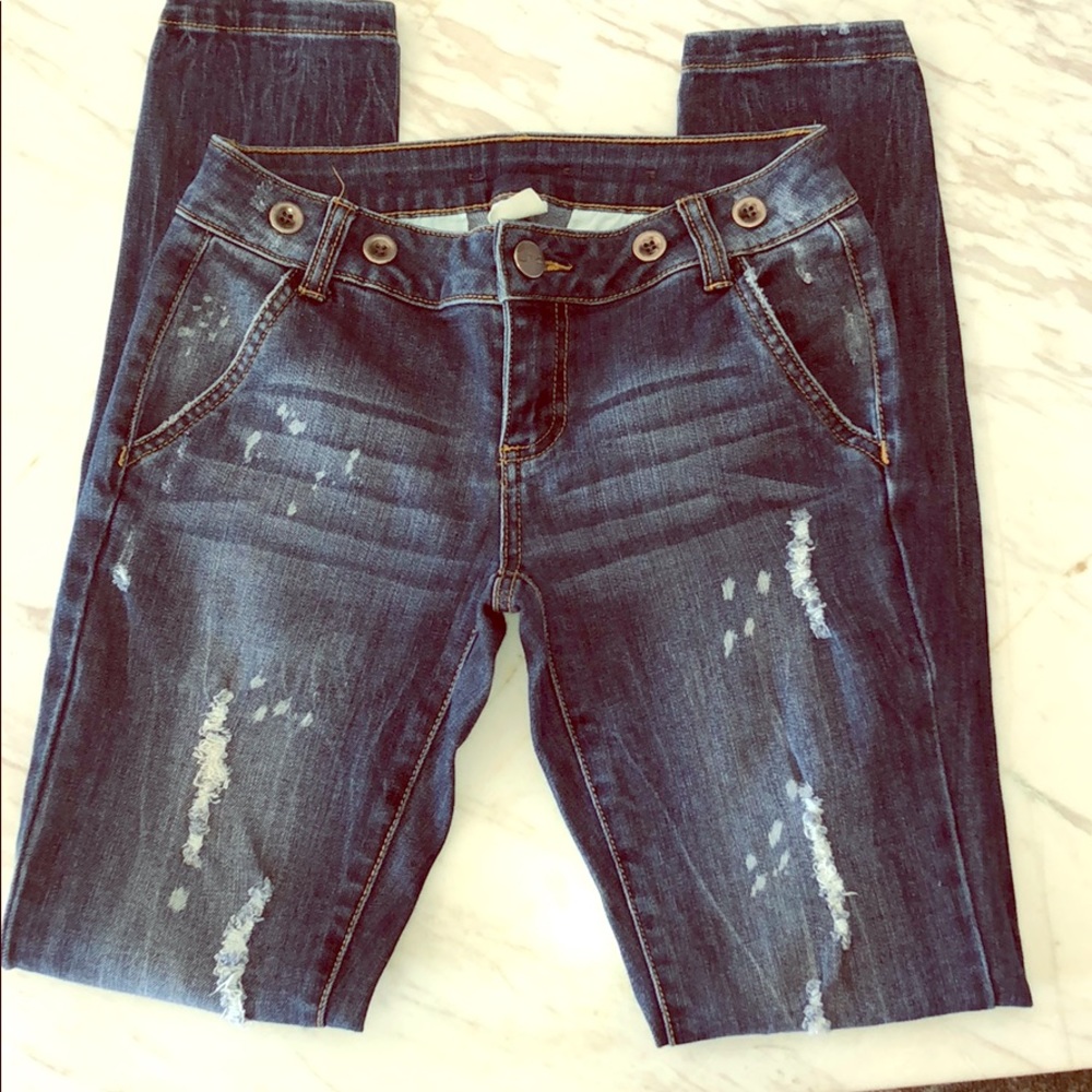 Litz Distressed Denim!!